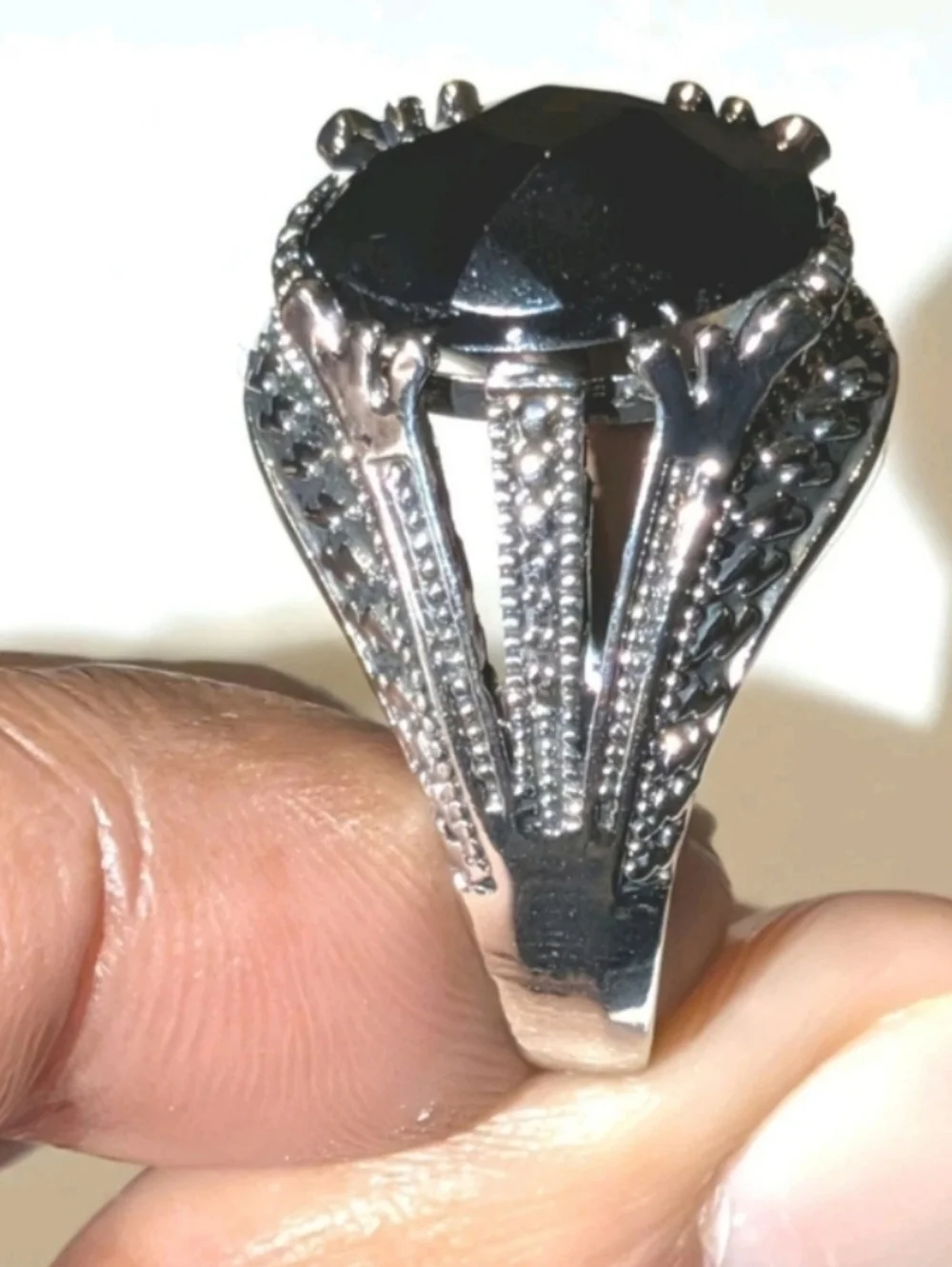 Mens Black Simulated Onyx Ring Silver Plated Size 10 Oval Statement Gothic Ring